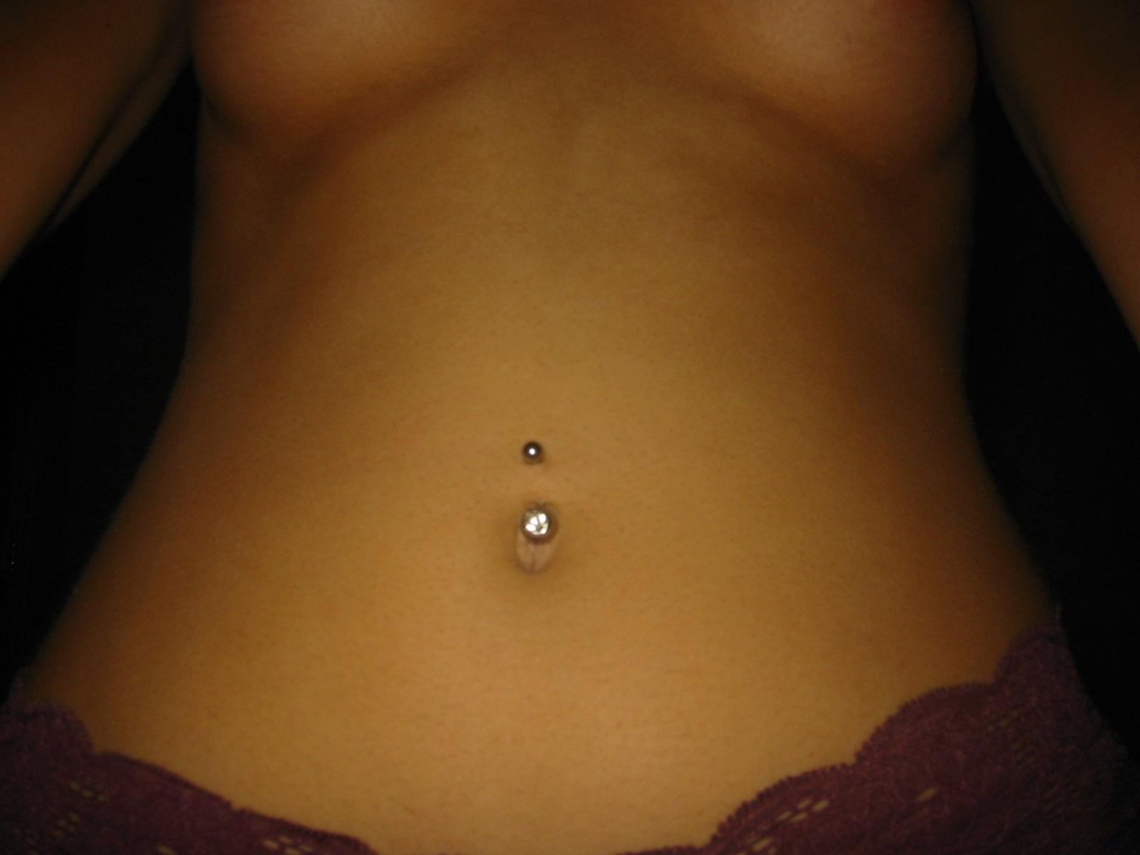 Piercing nombril et ventre sexy blog-adultes image