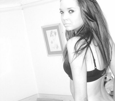 Jolie fille en lingerie photo noir et blanc